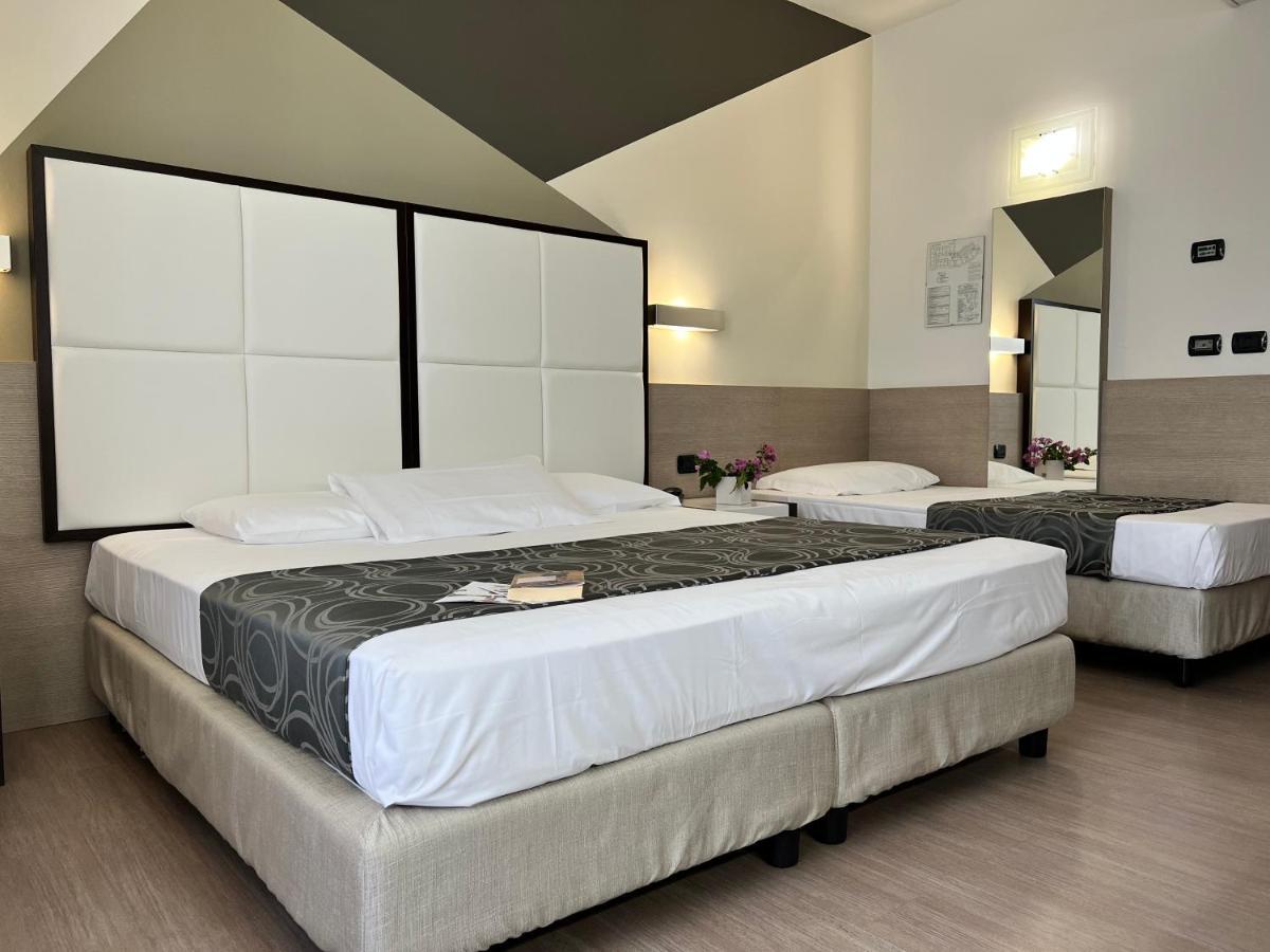 Hotel Gardenia Romano Canavese Εξωτερικό φωτογραφία