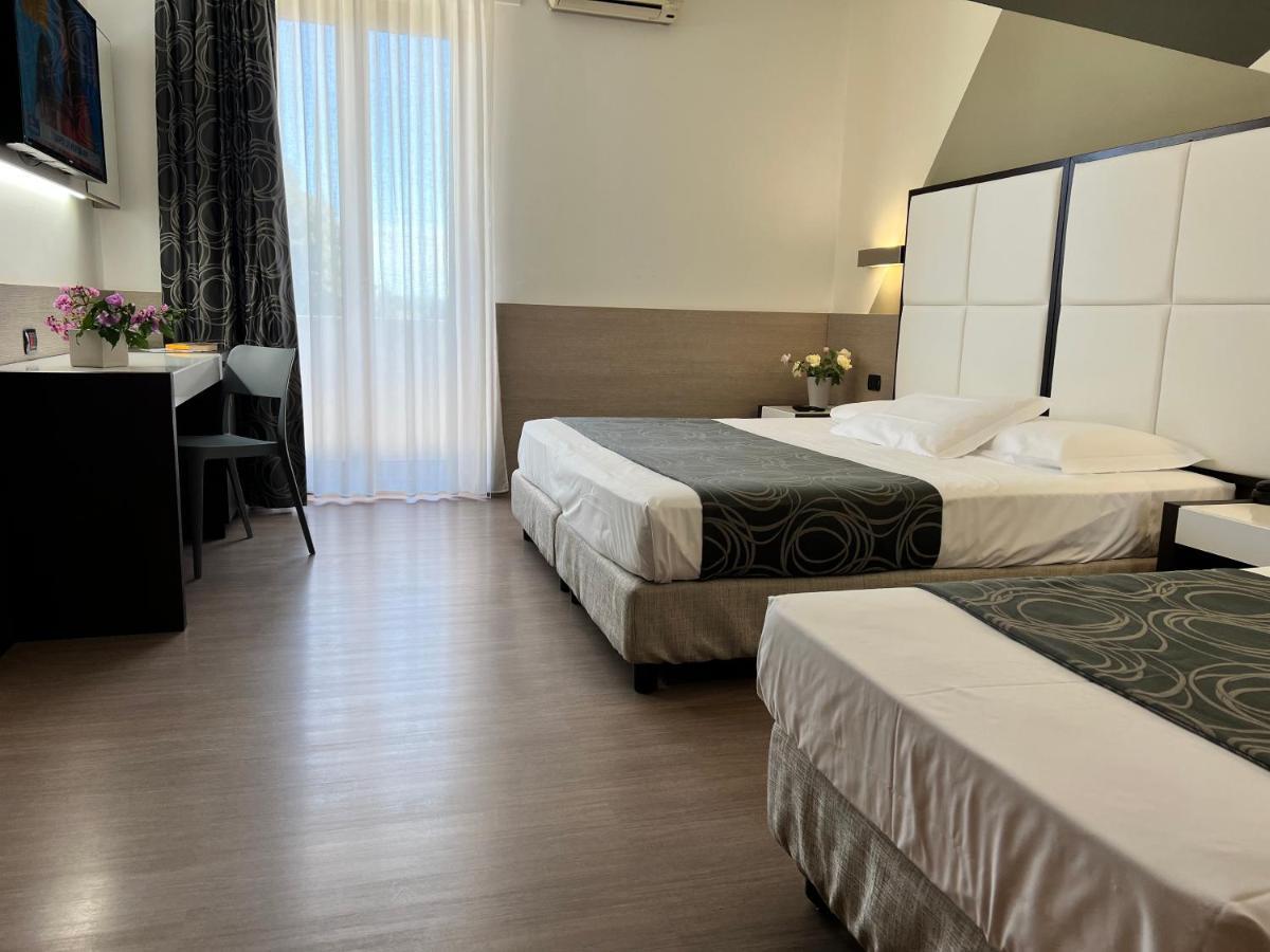Hotel Gardenia Romano Canavese Εξωτερικό φωτογραφία