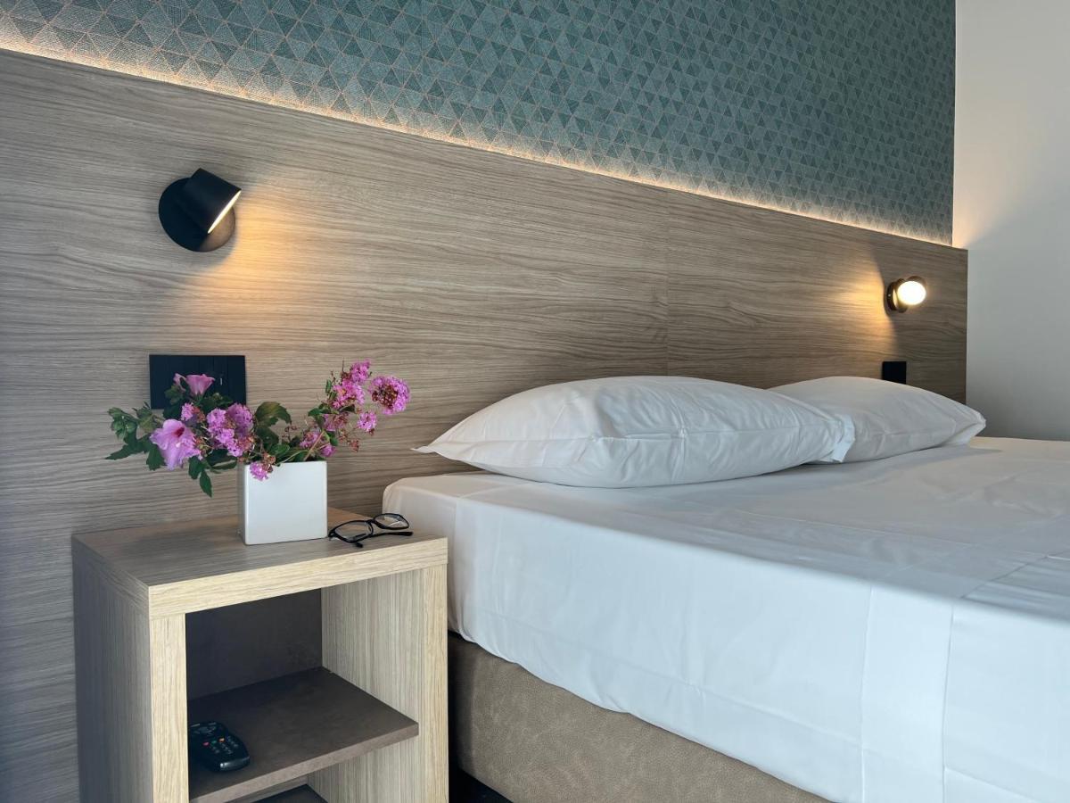 Hotel Gardenia Romano Canavese Εξωτερικό φωτογραφία