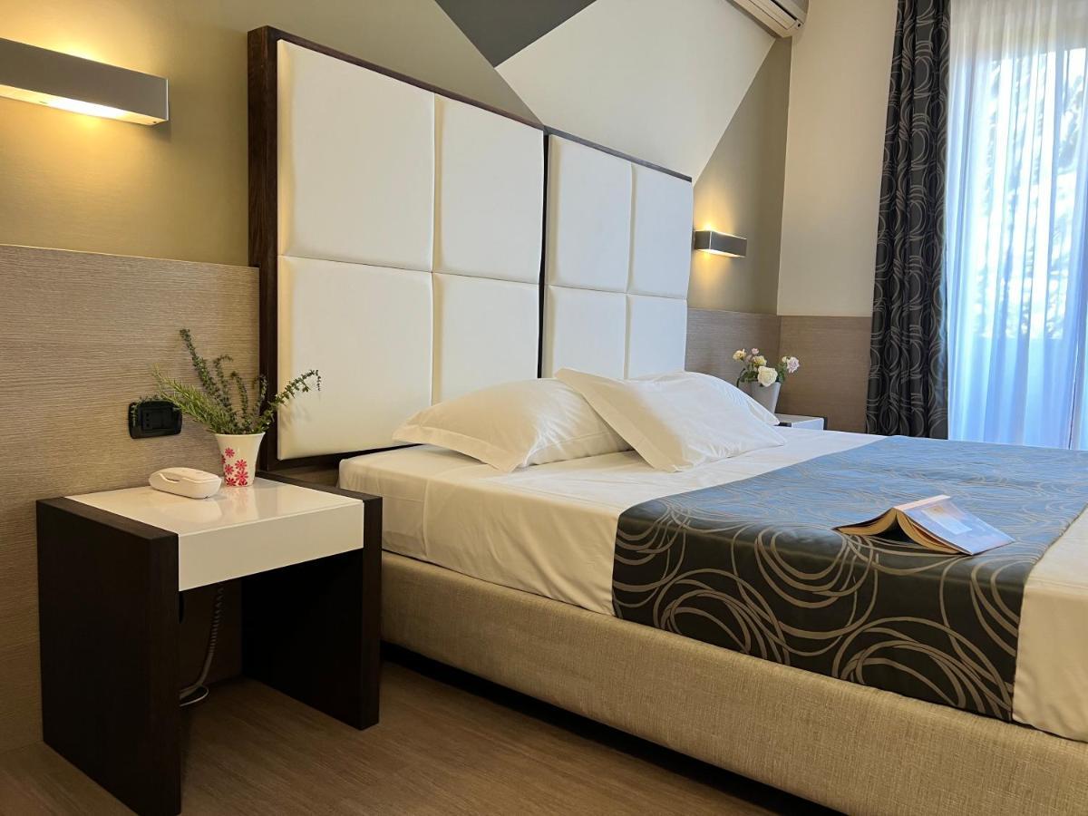 Hotel Gardenia Romano Canavese Εξωτερικό φωτογραφία