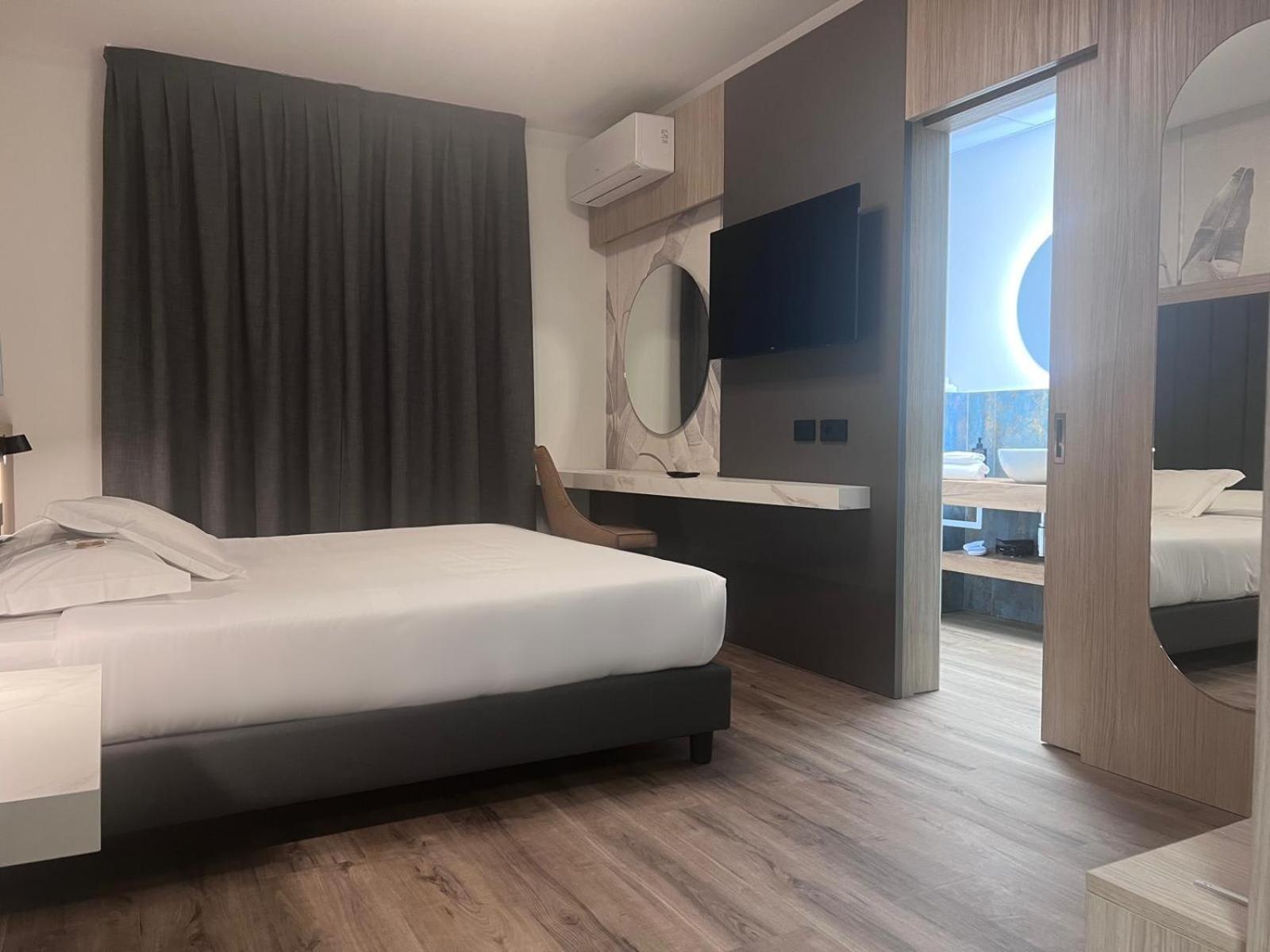 Hotel Gardenia Romano Canavese Εξωτερικό φωτογραφία