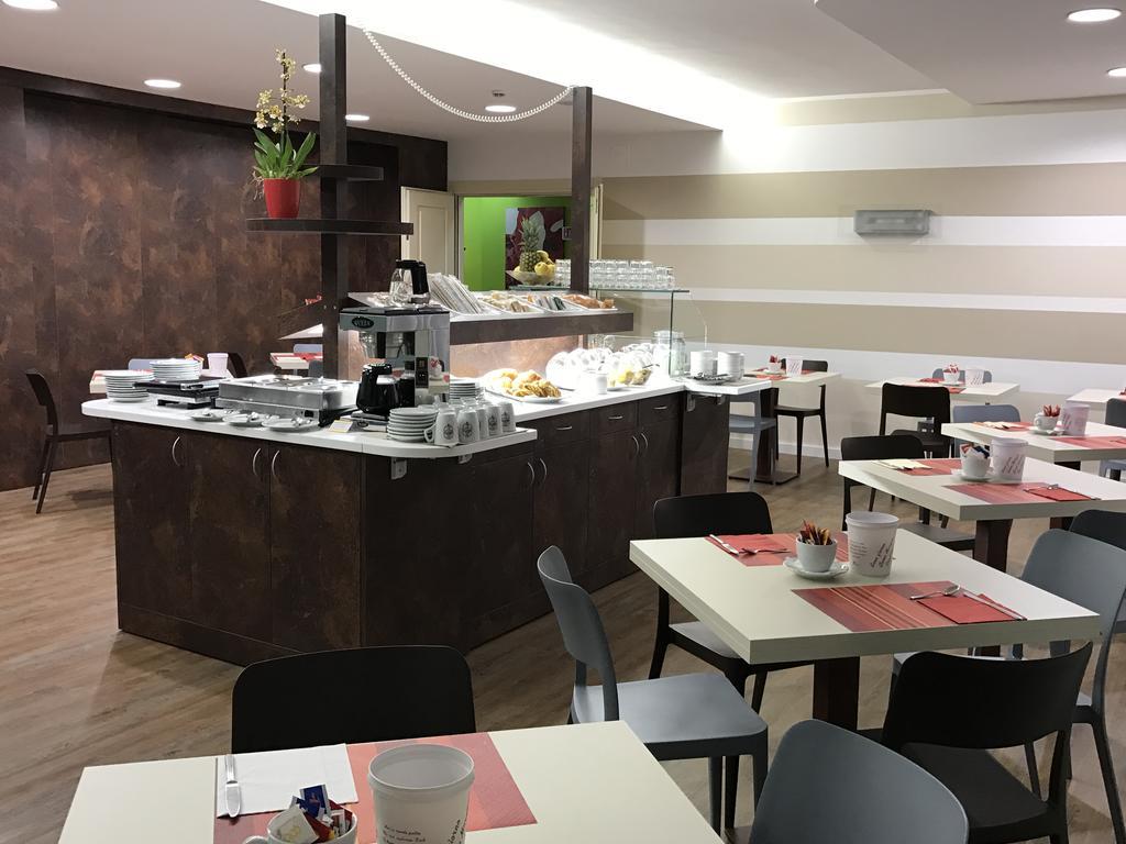 Hotel Gardenia Romano Canavese Εξωτερικό φωτογραφία