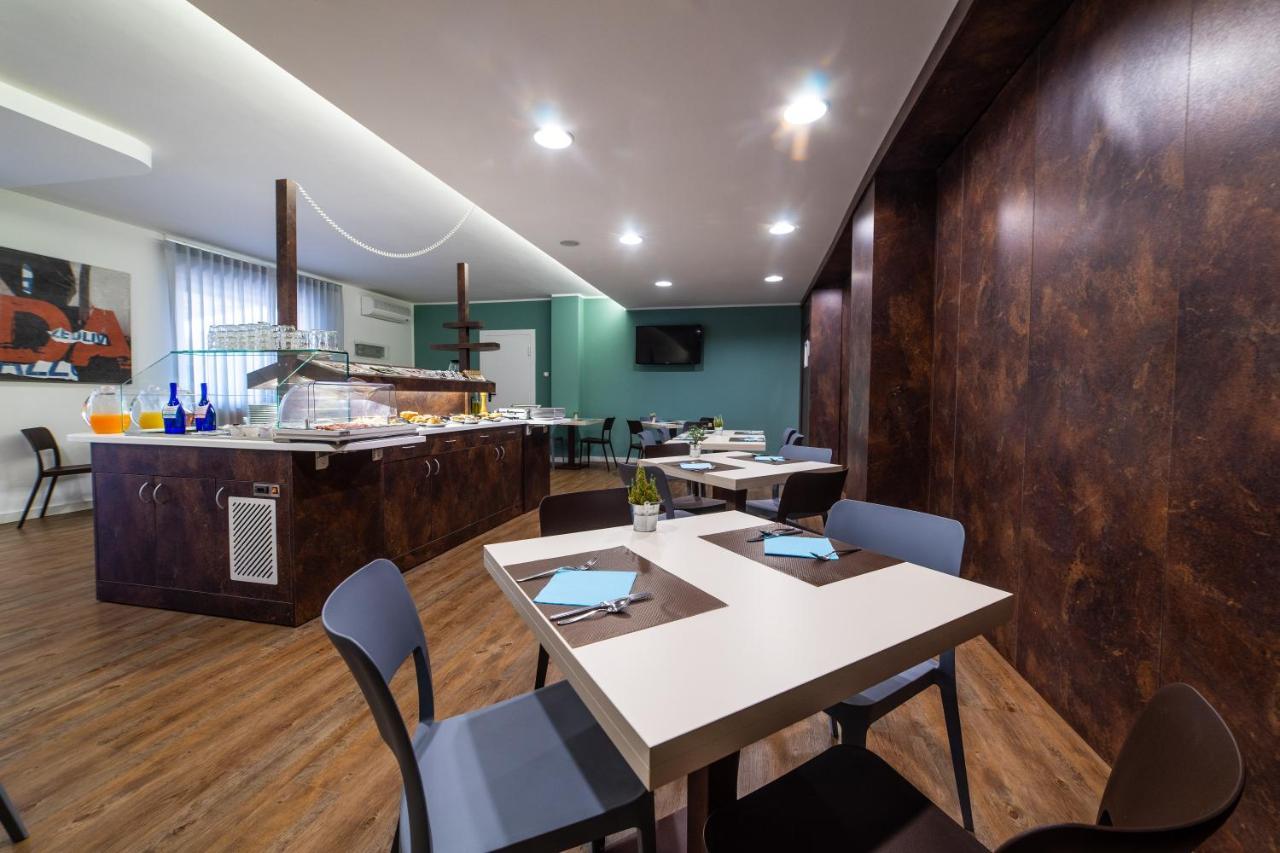 Hotel Gardenia Romano Canavese Εξωτερικό φωτογραφία